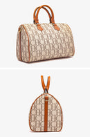 Bolsa Boston CHCH Monogram - A Elegância da Coleção Outono/Inverno